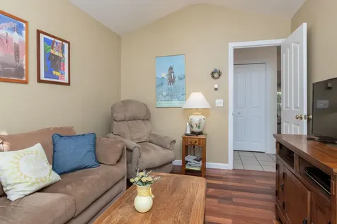 5 Holly Circle Bow NH 03304