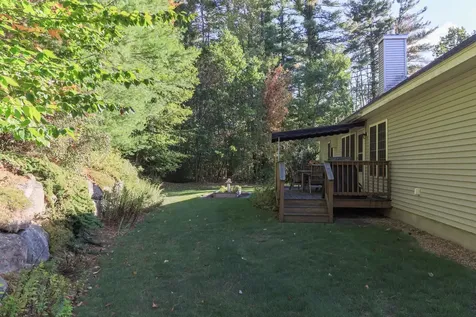 5 Holly Circle Bow NH 03304