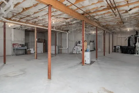 5 Holly Circle Bow NH 03304