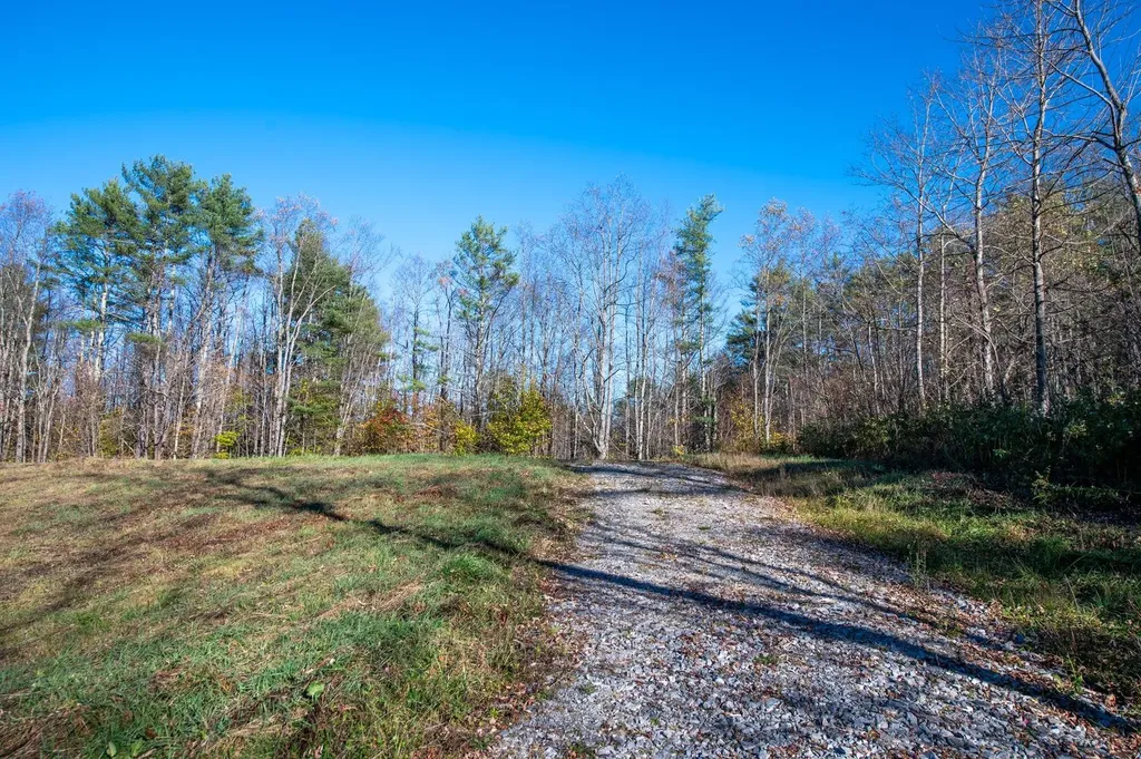 2366 Middletown Road Londonderry VT 05148