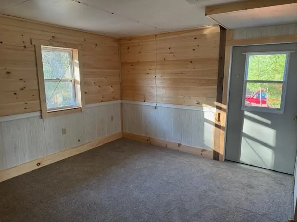 339 Kingdom Road Albany VT 05845