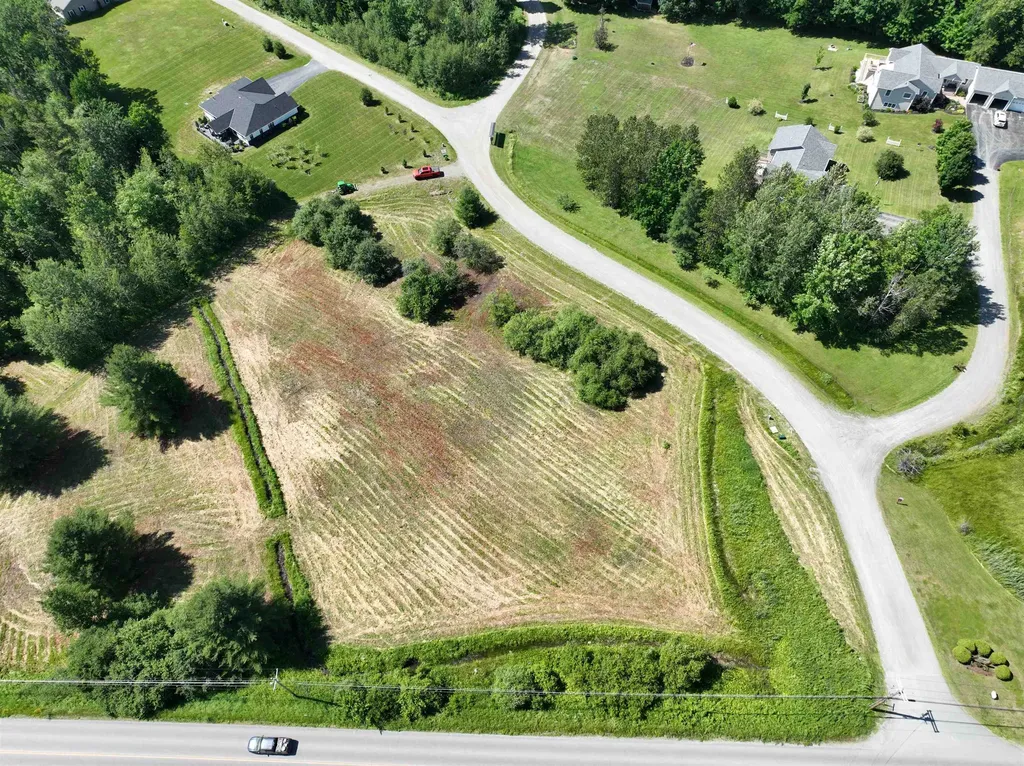 00 Macintosh Lane Derby VT 05829