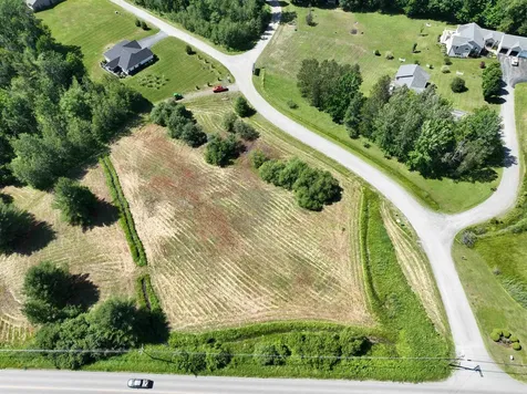 00 Macintosh Lane Derby VT 05829