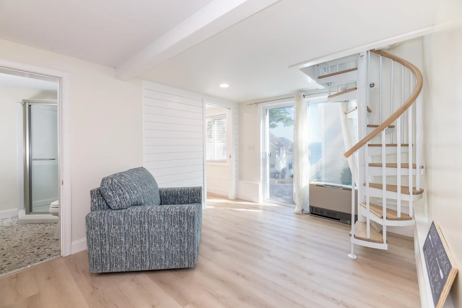 109 Dockham Shore Road Gilford NH 03249