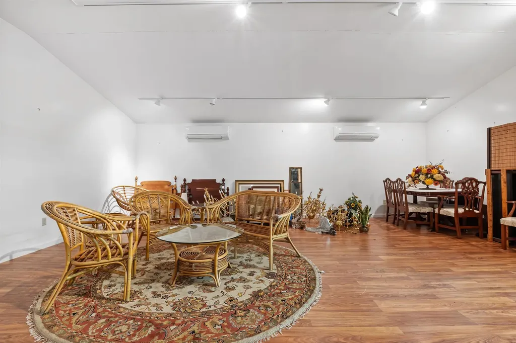 356 Route 103 Sunapee NH 03782