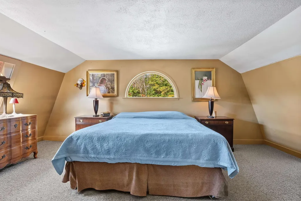 356 Route 103 Sunapee NH 03782