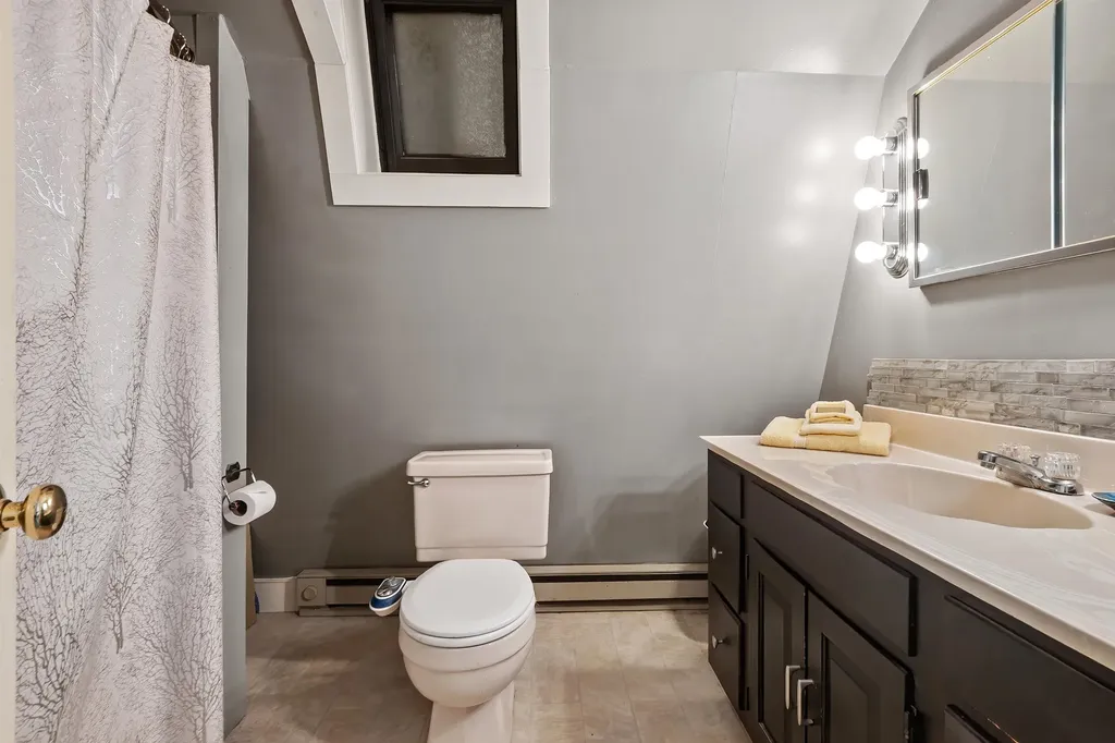 356 Route 103 Sunapee NH 03782