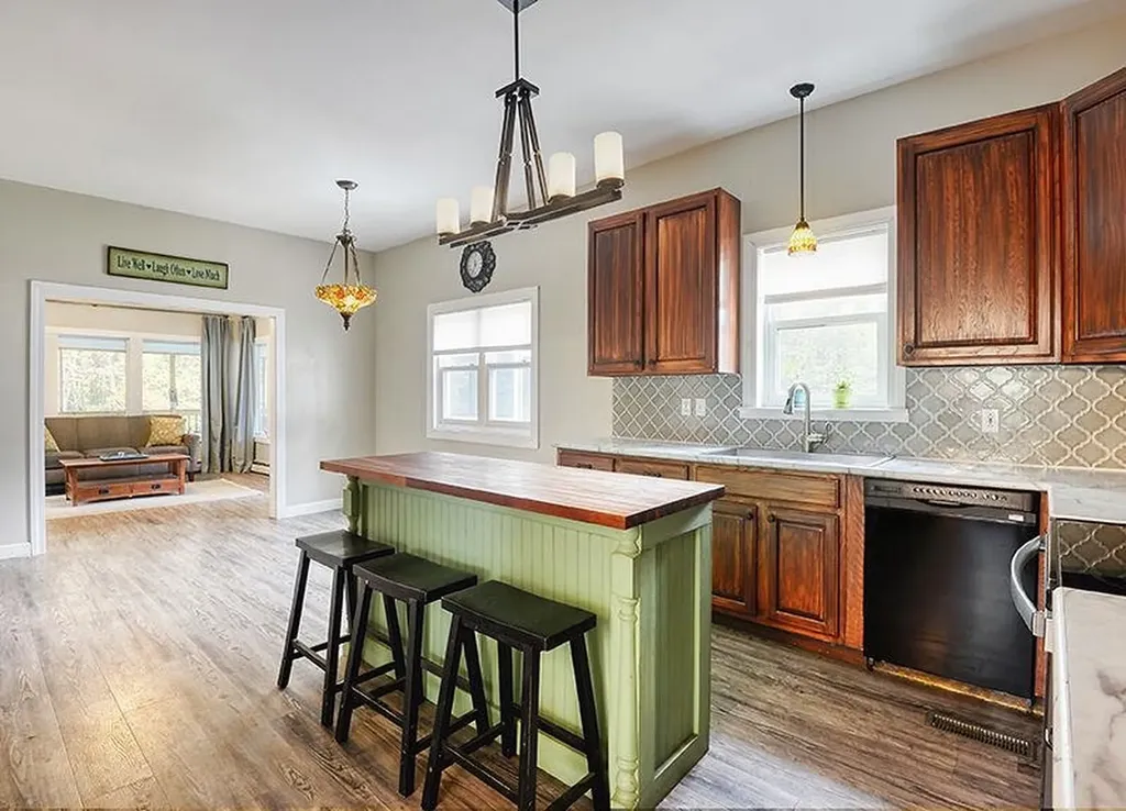 758 Old Cheshire Turnpike Charlestown NH 03603