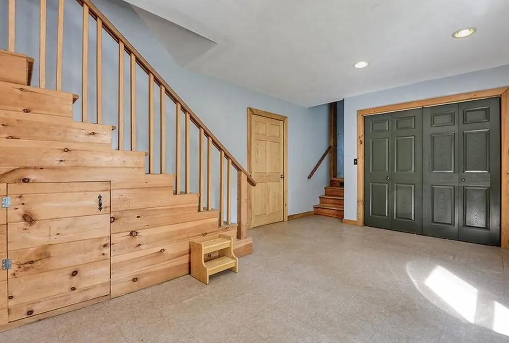 758 Old Cheshire Turnpike Charlestown NH 03603