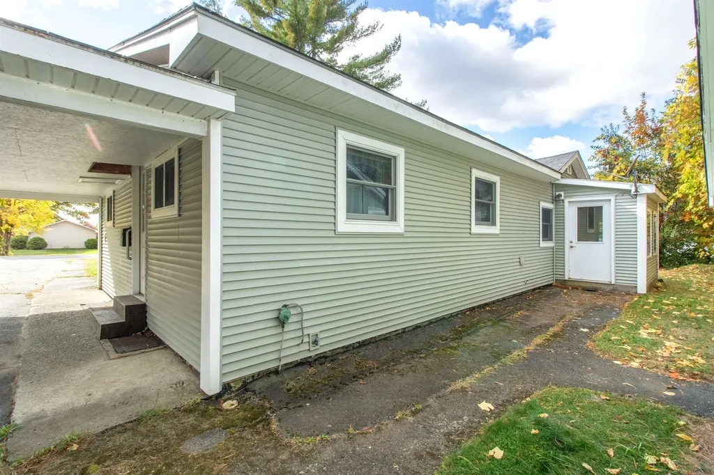 46 Duchess Avenue Newport City VT 05855