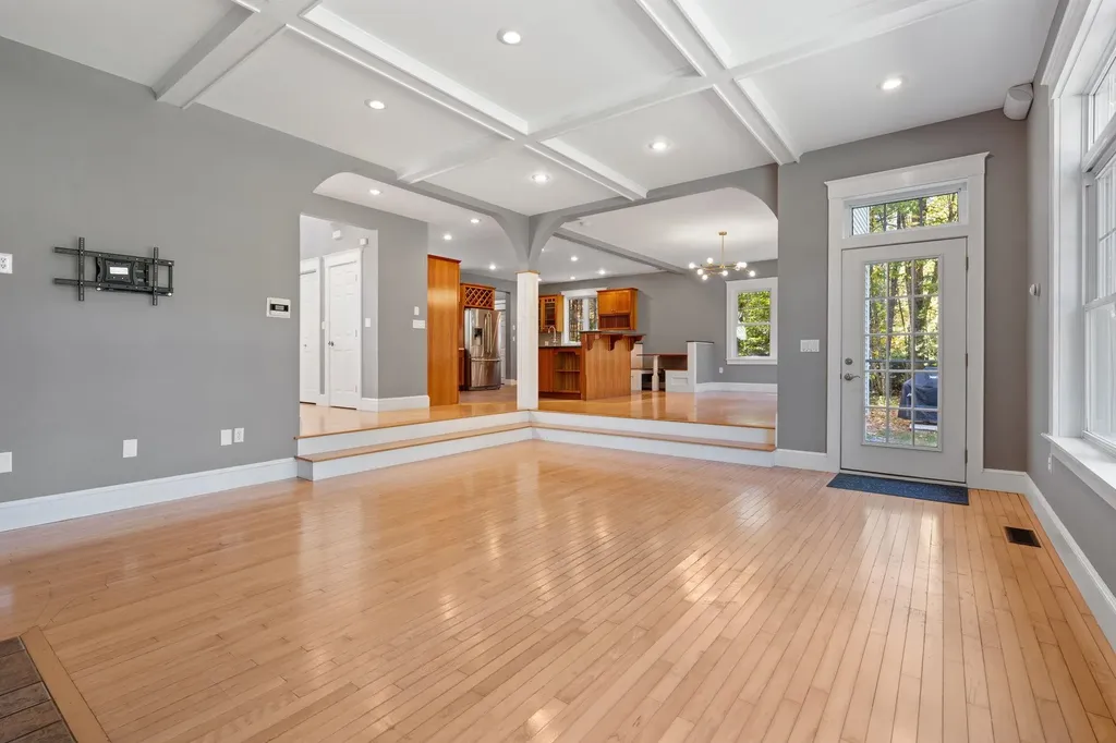 148 Broad Cove Drive Concord NH 03303