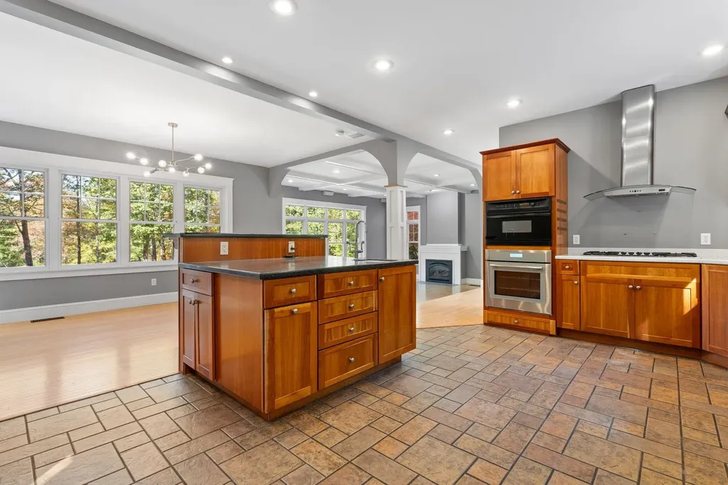 148 Broad Cove Drive Concord NH 03303