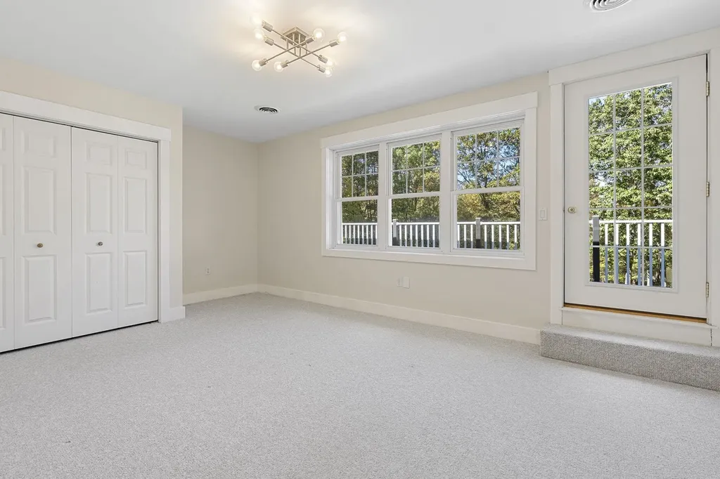 148 Broad Cove Drive Concord NH 03303