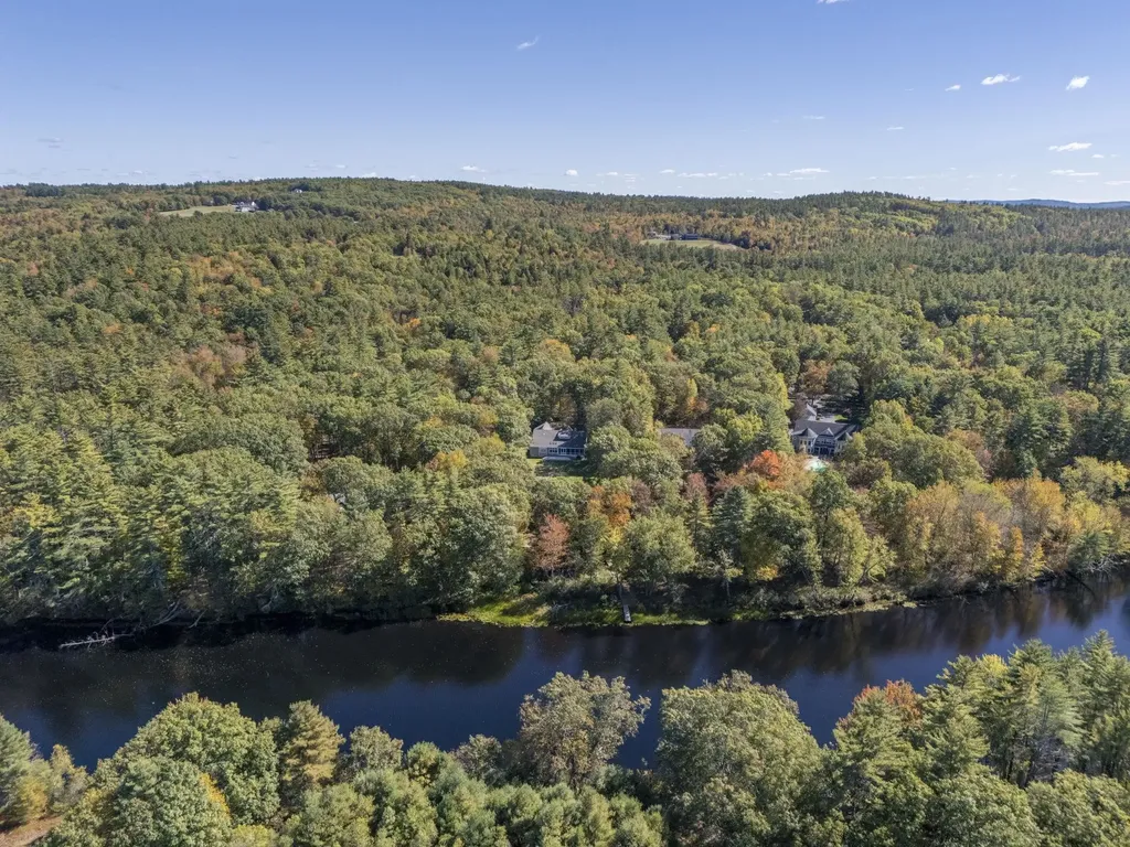 148 Broad Cove Drive Concord NH 03303