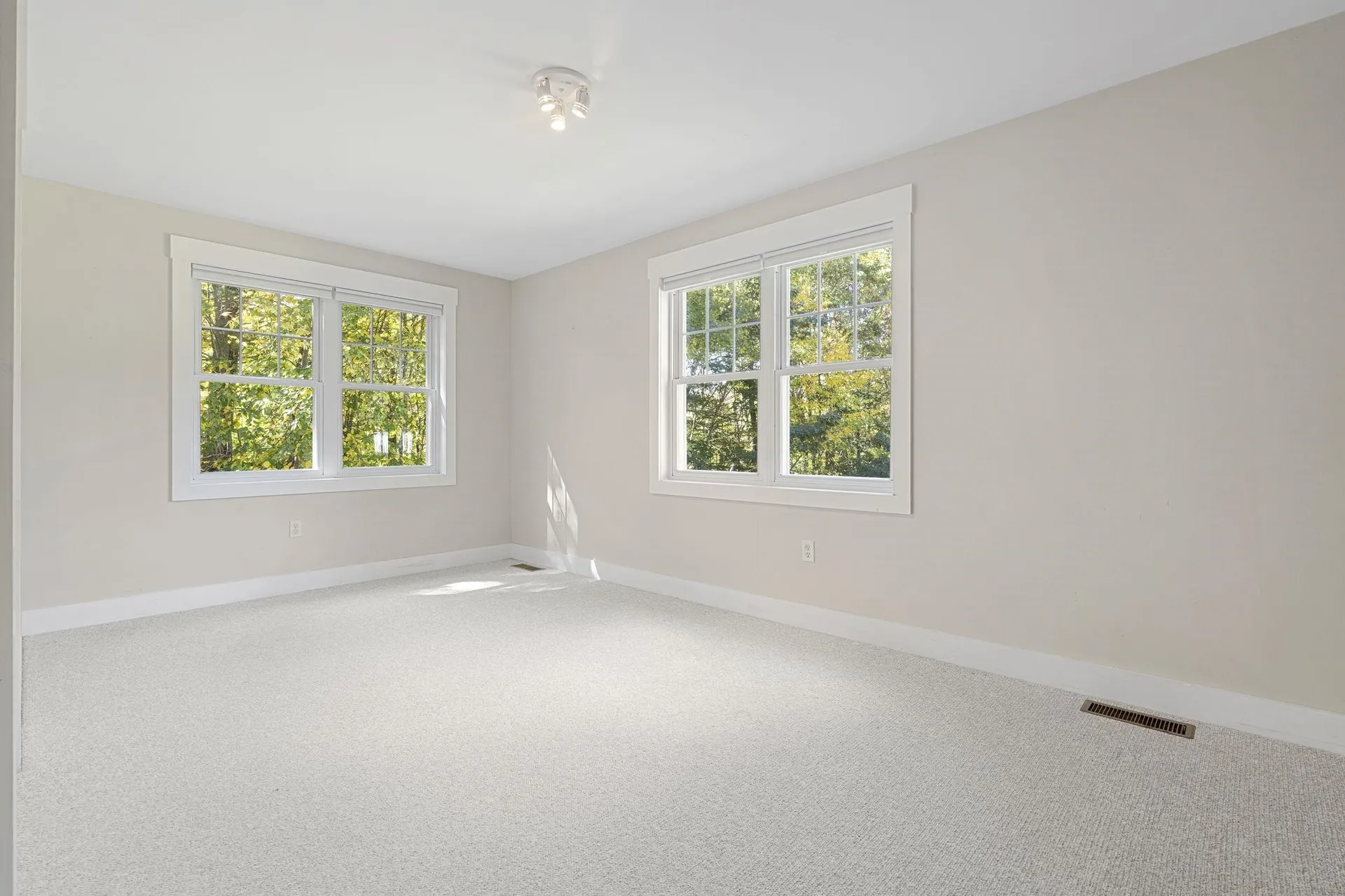 148 Broad Cove Drive Concord NH 03303