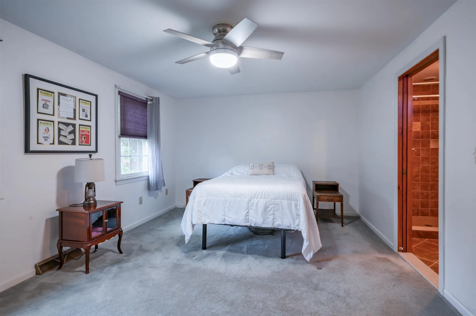 26 Andover Down Nashua NH 03063