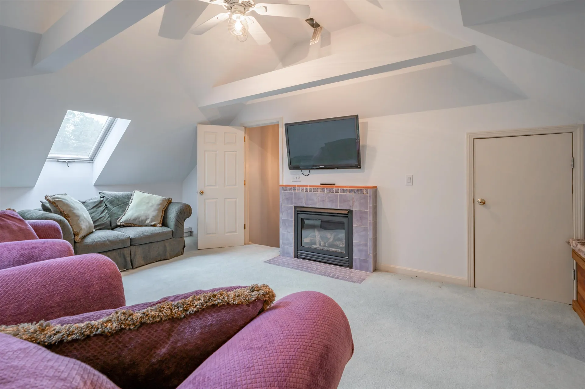 26 Andover Down Nashua NH 03063