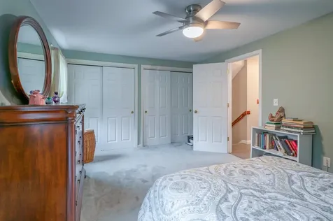 26 Andover Down Nashua NH 03063