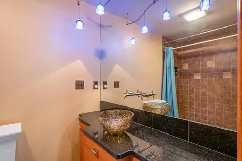 26 Andover Down Nashua NH 03063