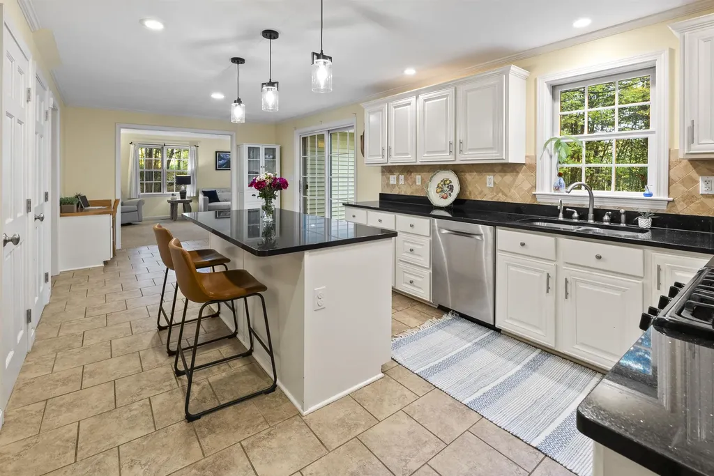 237 Chapman Road Keene NH 03431