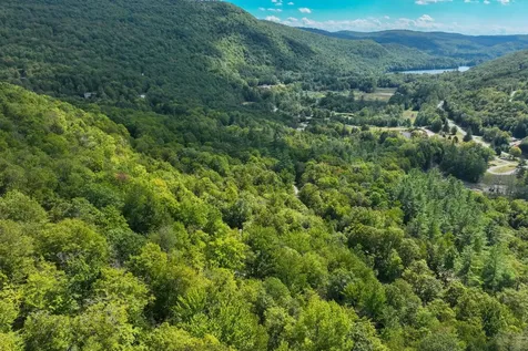 2-66 Goshawk Road Plymouth VT 05056