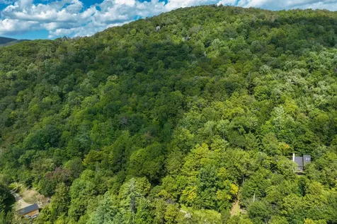 2-66 Goshawk Road Plymouth VT 05056