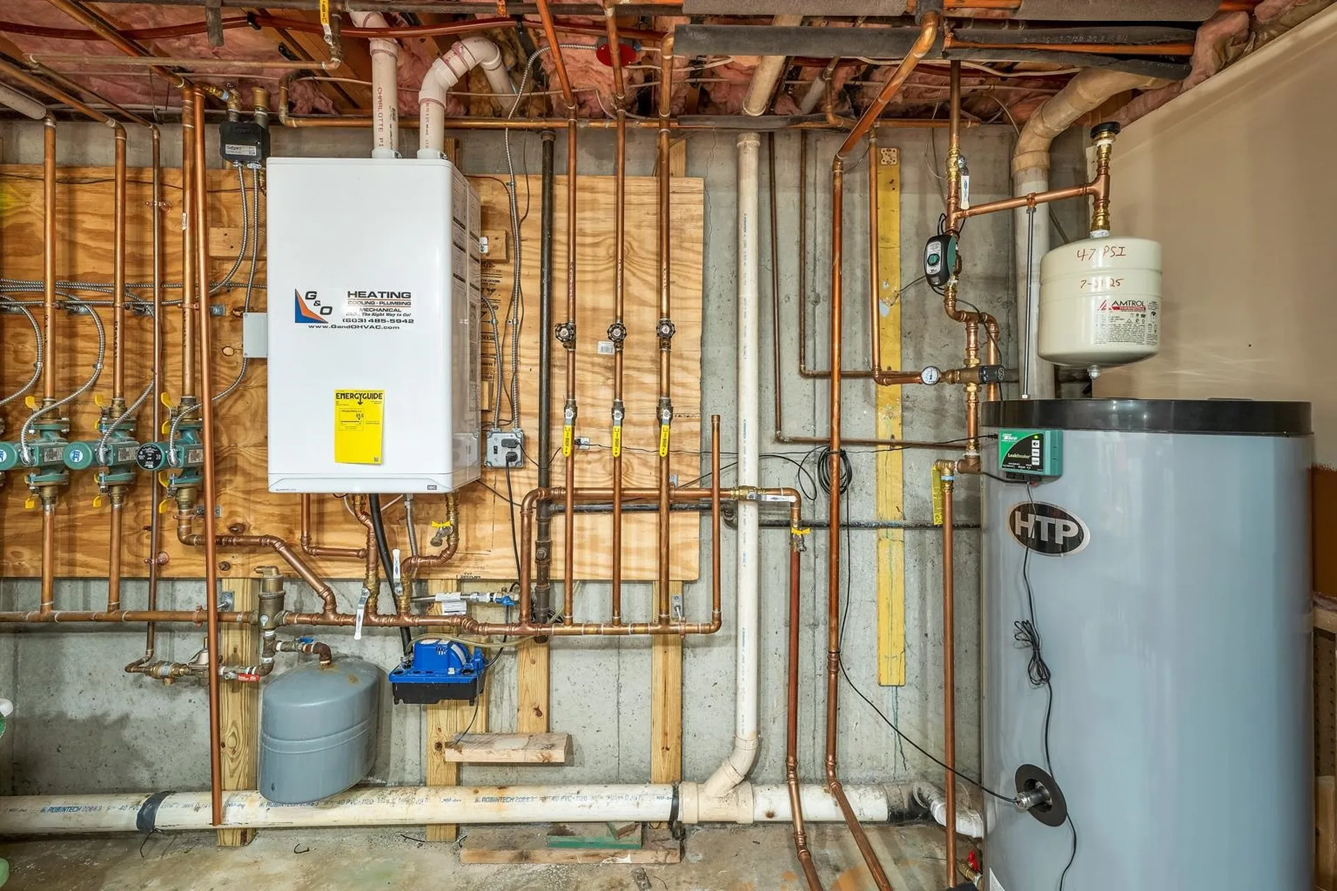 422 Deerpath Lane Pembroke NH 03275