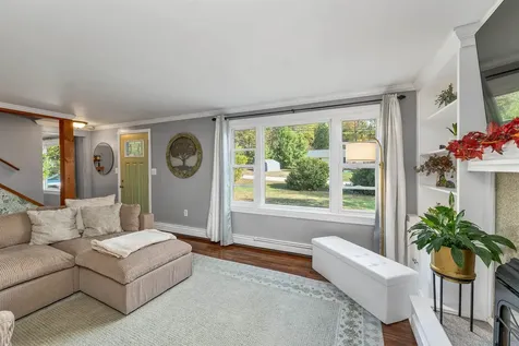 422 Deerpath Lane Pembroke NH 03275