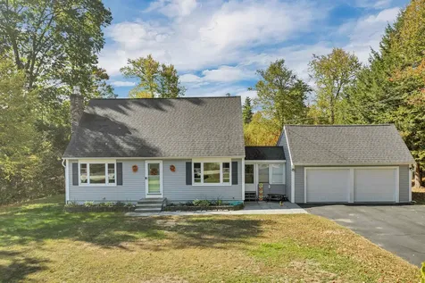 422 Deerpath Lane Pembroke NH 03275