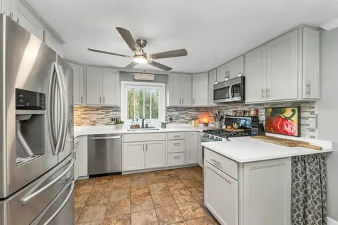 422 Deerpath Lane Pembroke NH 03275