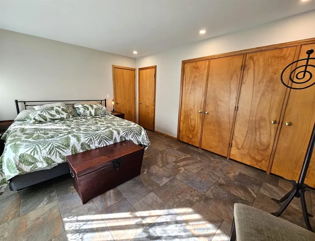 184 Sloan Street Newport City VT 05855