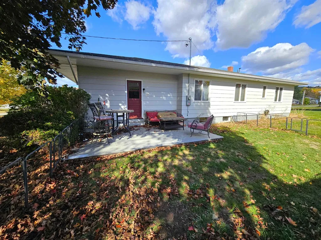 184 Sloan Street Newport City VT 05855