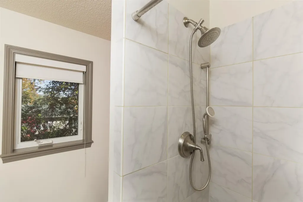 1 Downes Avenue Lebanon NH 03766