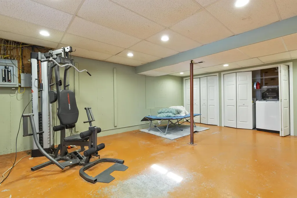 1 Downes Avenue Lebanon NH 03766