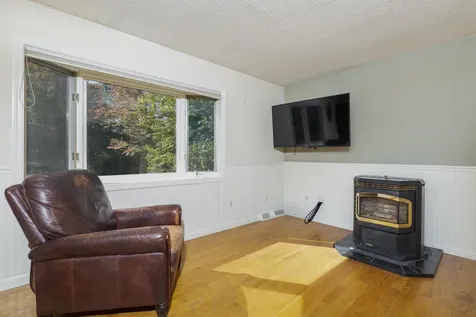 1 Downes Avenue Lebanon NH 03766