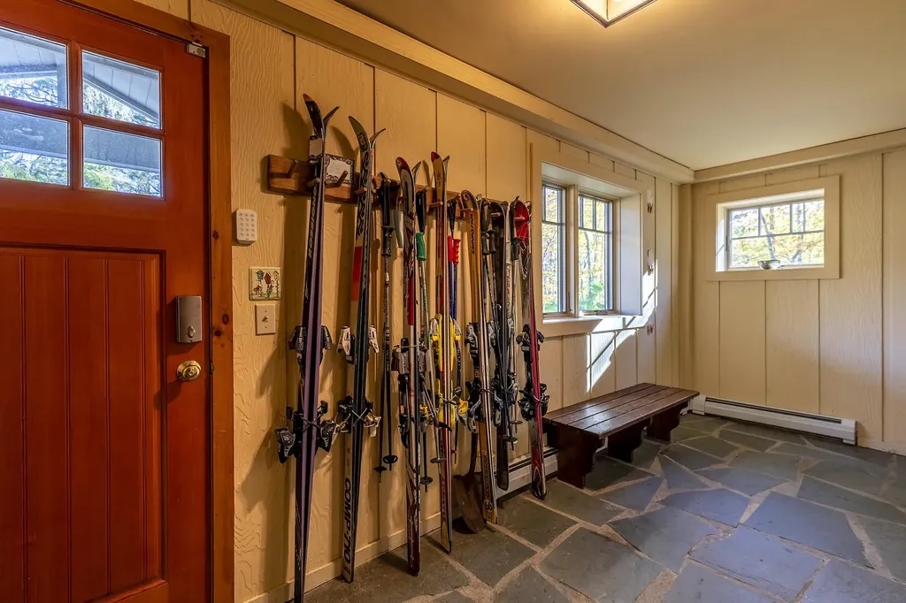 7 North Brookwood Road Winhall VT 05340