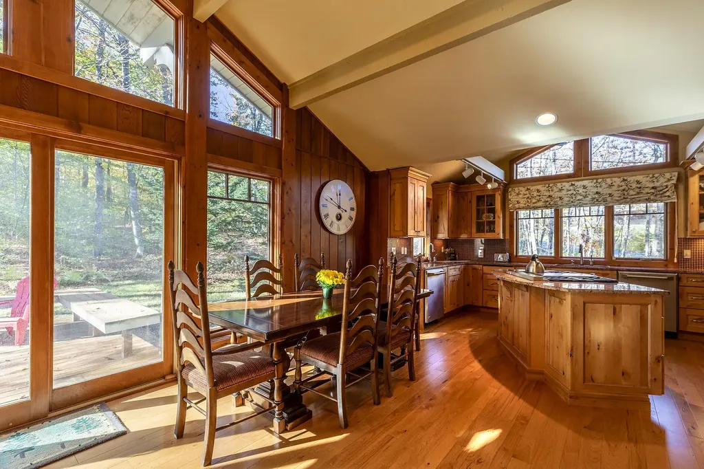 7 North Brookwood Road Winhall VT 05340