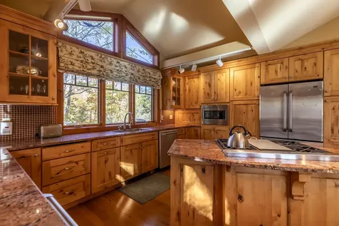 7 North Brookwood Road Winhall VT 05340