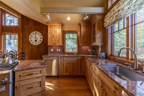 7 North Brookwood Road Winhall VT 05340