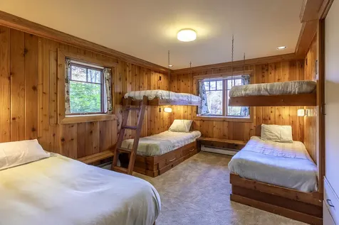 7 North Brookwood Road Winhall VT 05340