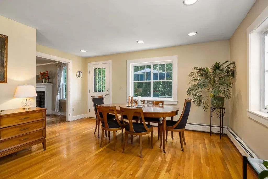 96 Madbury Road Durham NH 03824