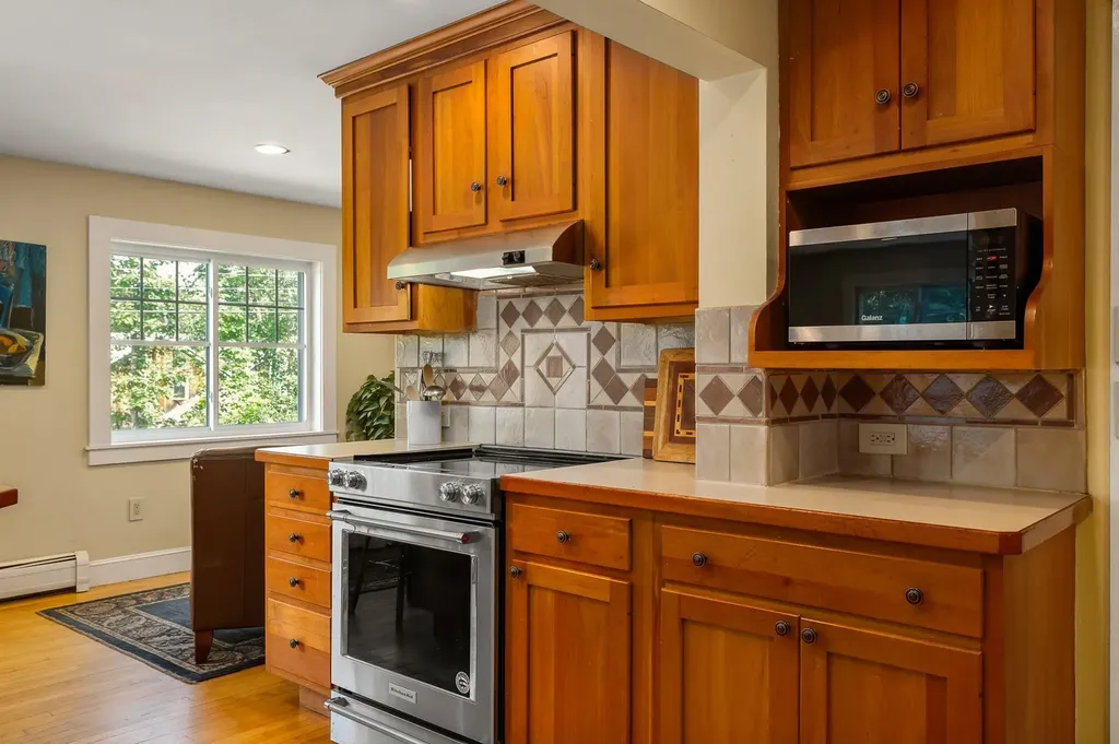 96 Madbury Road Durham NH 03824