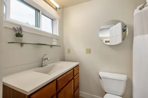 96 Madbury Road Durham NH 03824