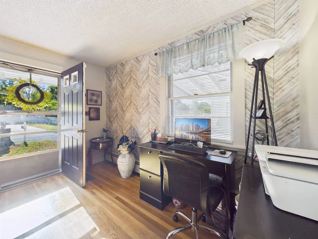 6 Young Court Swanzey NH 03431