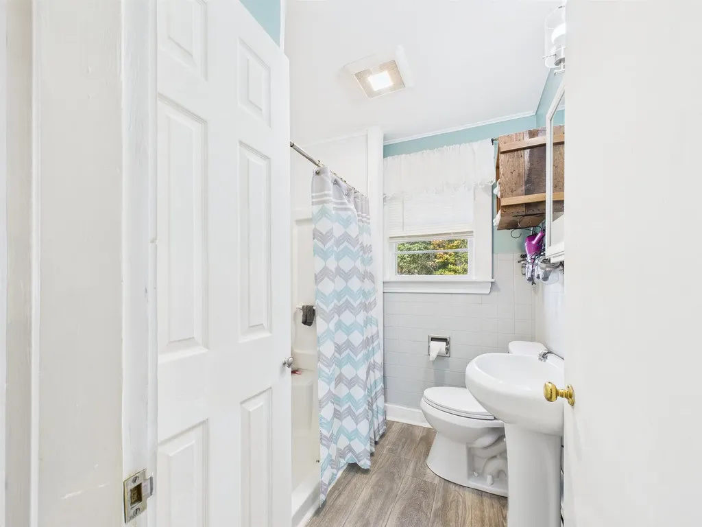 6 Young Court Swanzey NH 03431