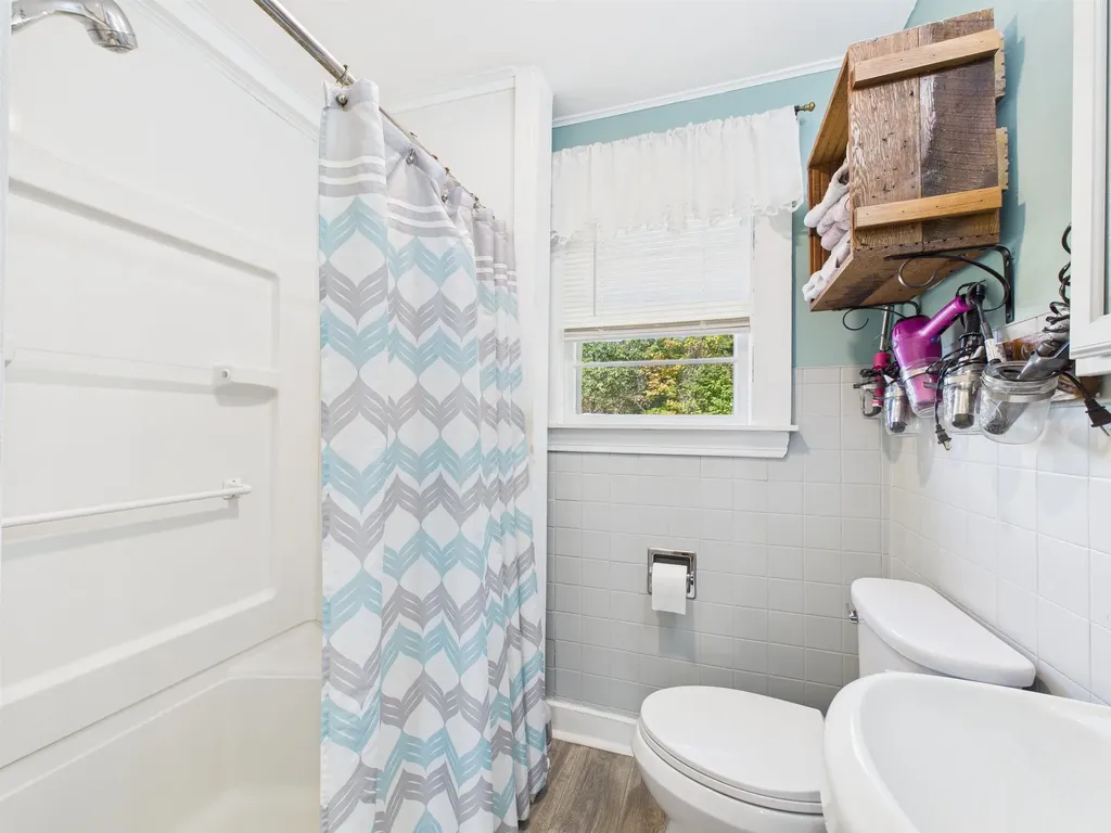 6 Young Court Swanzey NH 03431