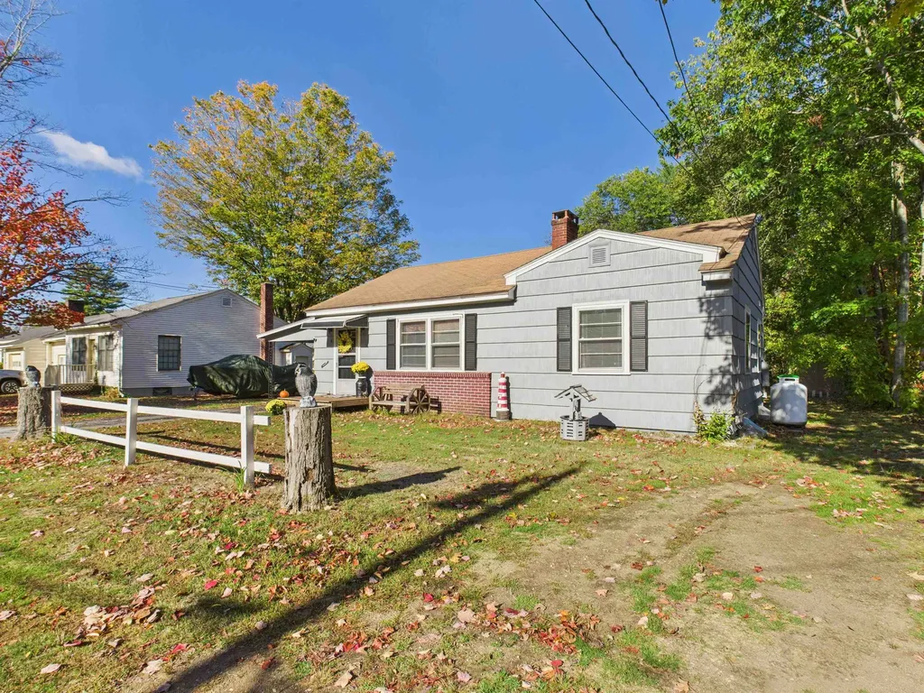 6 Young Court Swanzey NH 03431