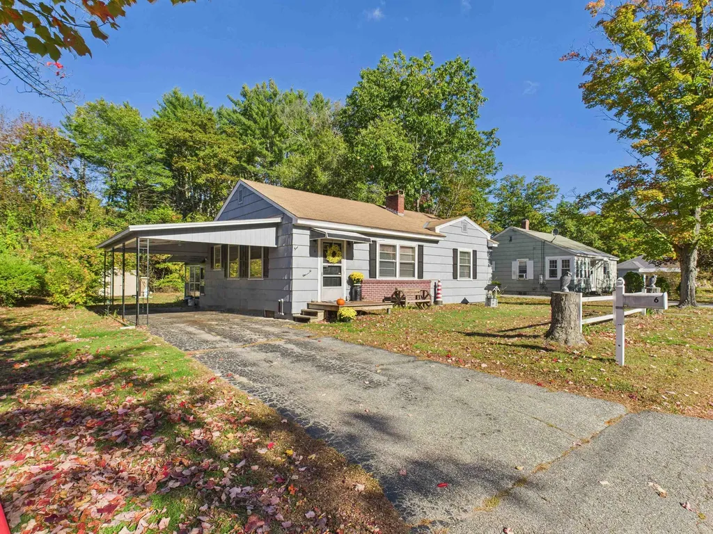 6 Young Court Swanzey NH 03431