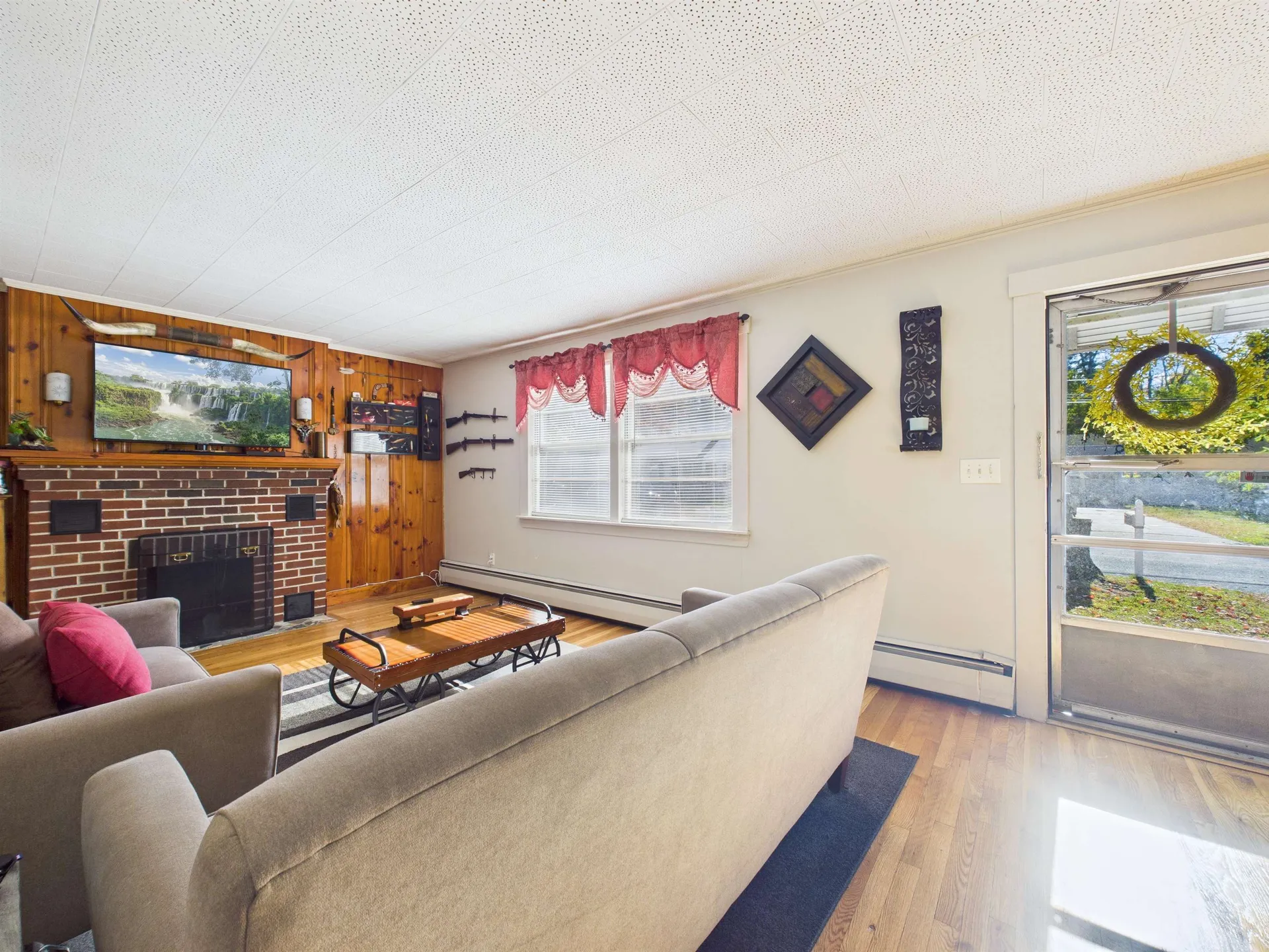 6 Young Court Swanzey NH 03431