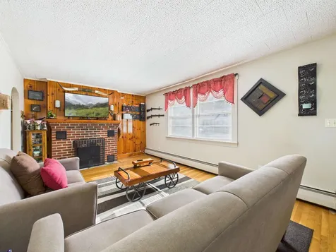 6 Young Court Swanzey NH 03431